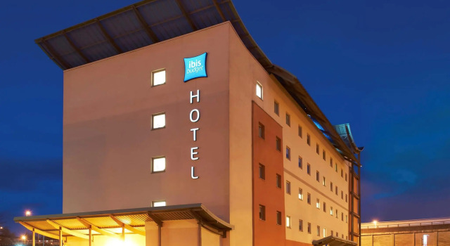 Двухместный номер Standard ibis budget Newport