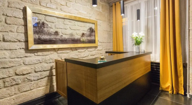 Pratic Hotel, Забронировать Отель 4-й округ: Отель-де-Виль Париж