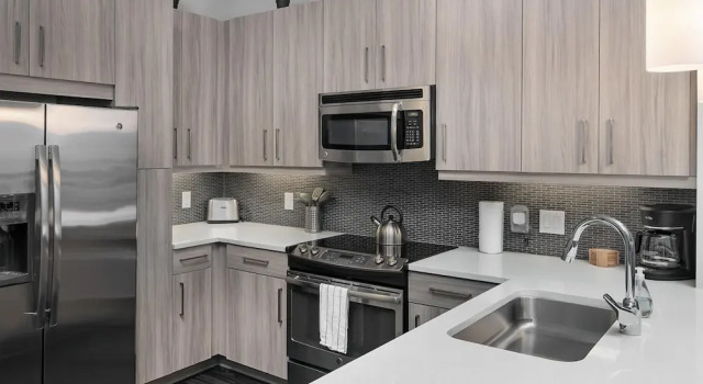 Коттедж Luxury Serviced Apartment in Uptown CLT