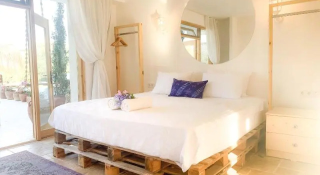 Номер Standard с видом на бассейн Alaçatı Barbarossa Hotel