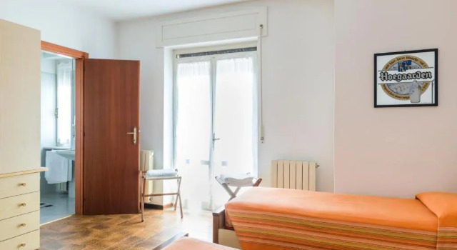 Четырёхместный номер Standard Hotel Cristina