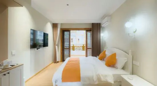 Shan Qian yue Xia min su, Prenota Hotel Lincang Yunnan