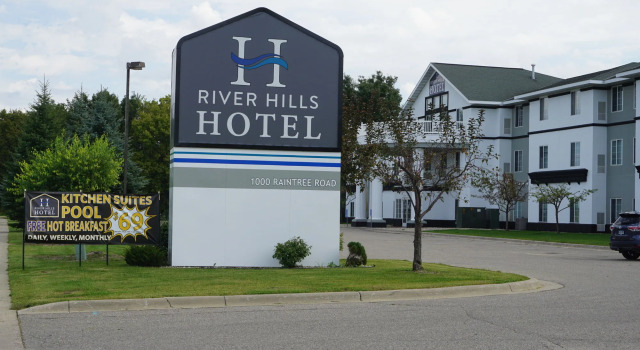 River Hills Hotel, Varaa Hotelli Hotellit Minnesota pysäköinnillä, Pysäköinti