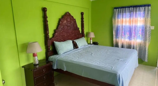Reggae Moon Guesthouse, Забронировать Гостевой дом Гостевые дома Фалмут, Гостевой дом