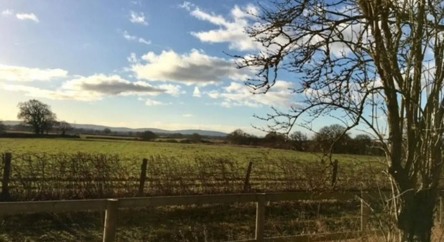 Коттедж South cottage · Rural gem in the heart of the Sussex countryside