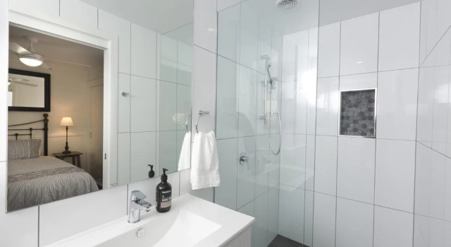 Номер Standard Fyne Shores
