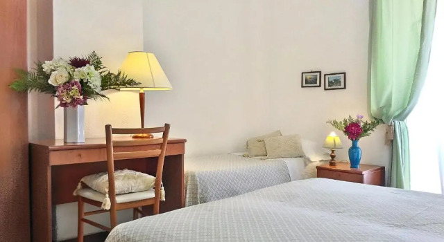 Четырёхместный номер Standard Hotel Villa Augustus