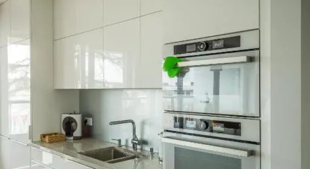 Easy Apartments Kielce, Забронировать Апартаменты/квартира Кельце Swietokrzyskie Moutains, рядом с Karczówka Monastery