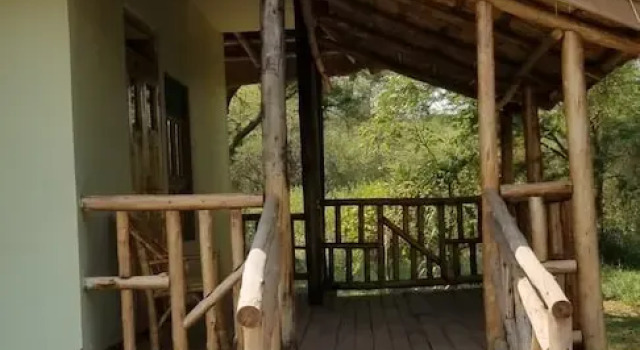 savannah murchison lodge, Réserver Hôtel Mubako 