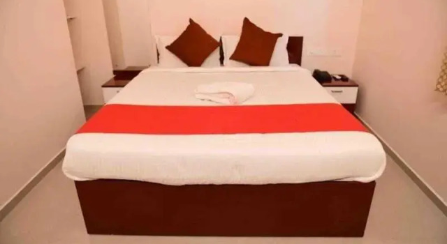 Sulthan Hotel and Restaurant