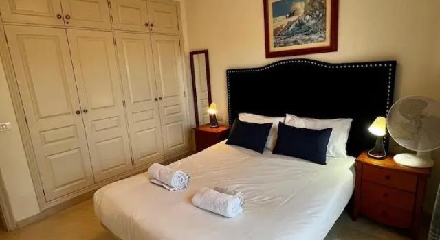 Апартаменты с 2 комнатами с балконом и с видом на горы Elegant Palm Mar Apartment
