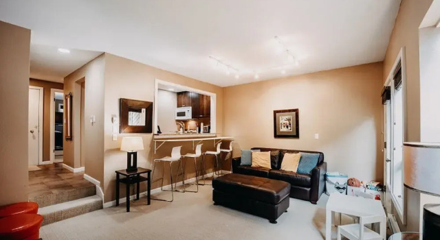 50SW - Wi-Fi - Fireplace - W/D - D/W - Sleeps 4, Varaa Hotelli Maple Falls 