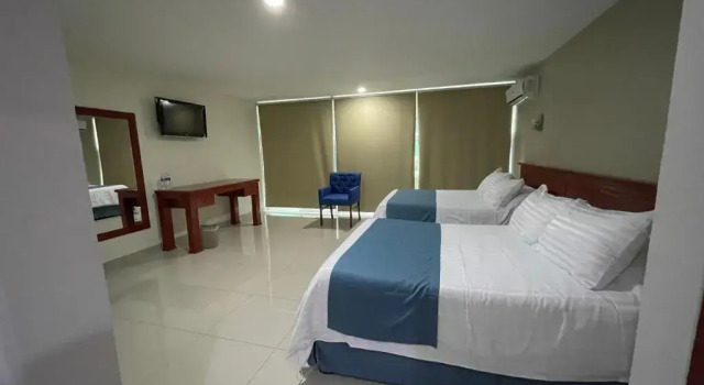 Четырёхместный номер Standard Hotel Latino