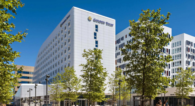Номер Standard Golden Tulip Marseille Euromed