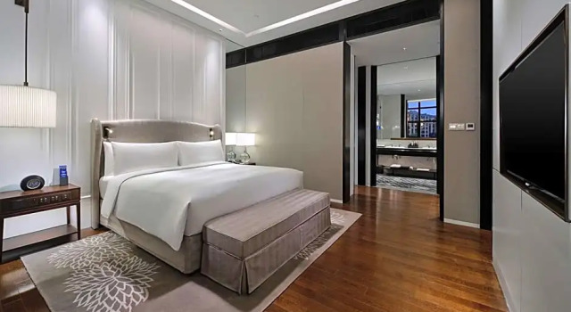 Двухместный люкс Deluxe c 1 комнатой Hilton Beijing Daxing