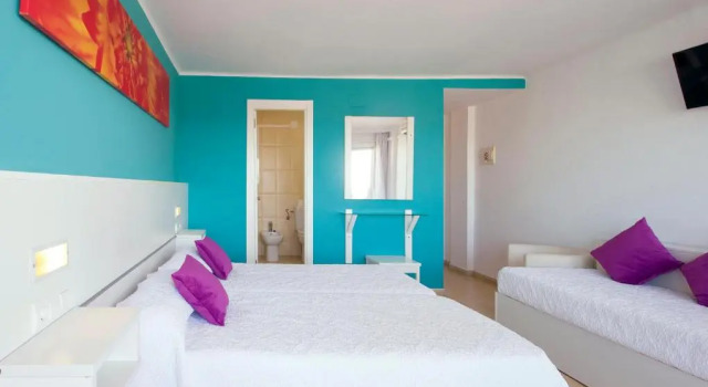 Hostal Costa Blanca, Book Hostel Hostels in Islas Baleares, Hostel