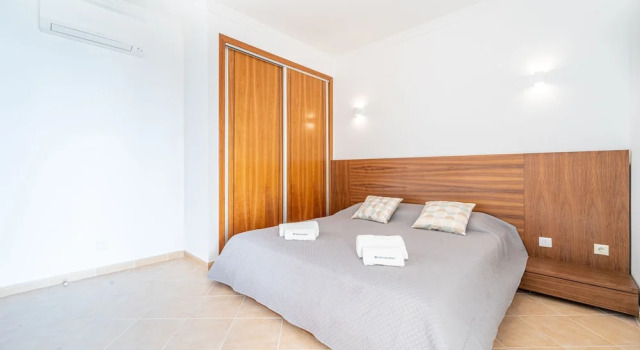 Villa Ribeiro by HelloVacations, Забронировать Вилла Албуфейра Барловенто, рядом с Пляж Эваристо