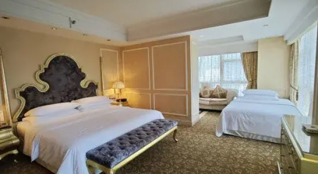 Семейный номер Standard Sheraton Chongqing Hotel