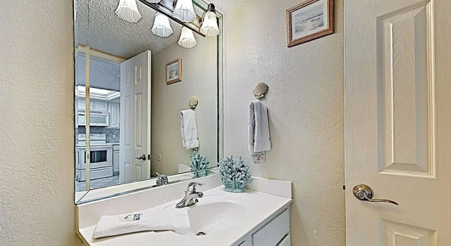 Апартаменты с 2 комнатами с балконом Gulf-front 2BR w/ Balcony: Suntide III - Unit 502