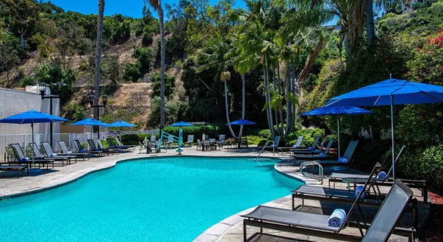 Полулюкс Sheraton Mission Valley San Diego Hotel