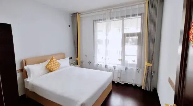 Двухместный семейный люкс Luxury с 3 комнатами Maili Feng Holiday Homestay