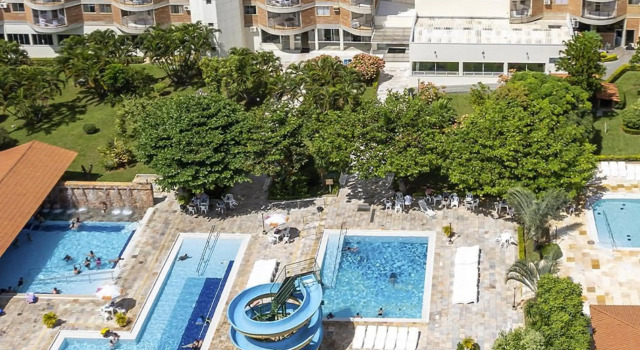 Caldas Novas - Império Romano - incluso 1 acesso no Acqua Park Vulcão - Oficial, Забронировать Отель Калдас-Новас 