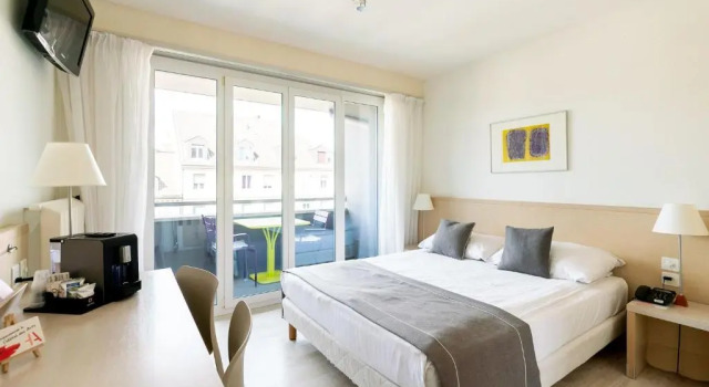 Двухместный номер Standard с балконом Hôtel Des Arts