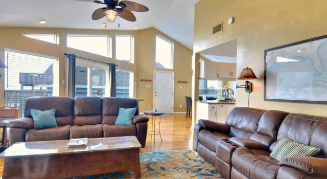 A Sunny Sandbar 3 Bedroom Home, Book Feriehus Sommerhuse i Houston, Hytte
