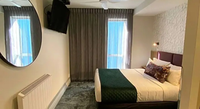 Deluxe Zimmer Trinity Hotel