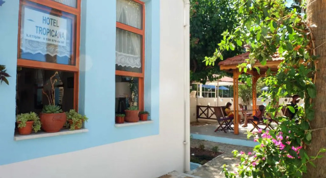 Hotel Tropicana, Rezervovat Hotel Hotely v Mugla s parkováním, Parkování