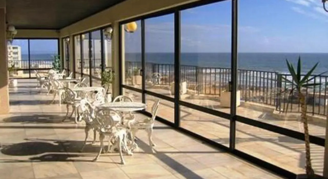 Апартаменты Tubarinho Apartment