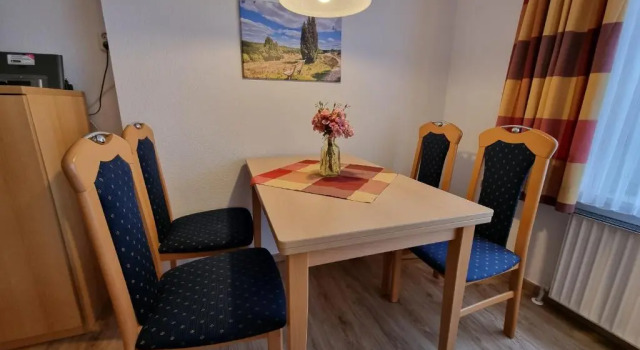 Апартаменты Café und Pension Höpen Idyll