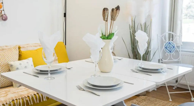 Sleek, Modern and Centrally Located 1bedroom flat with Free WiFi, Забронировать Отель Борнмут Дорсет, рядом с Железнодорожный вокзал Борнмута