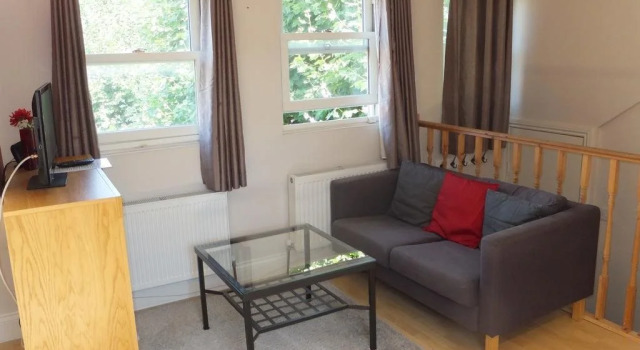 Brackenbury Serviced Apartments, Забронировать Апартаменты/квартира Отели Лондона с парковкой, рядом с Больница Чаринг-Кросс, Парковка