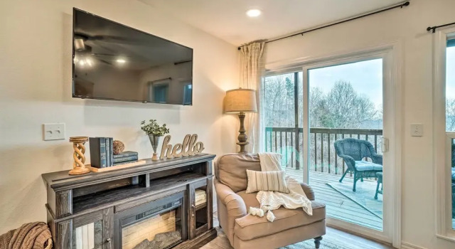Fish & Hike On-site! Pet-friendly Branson Condo