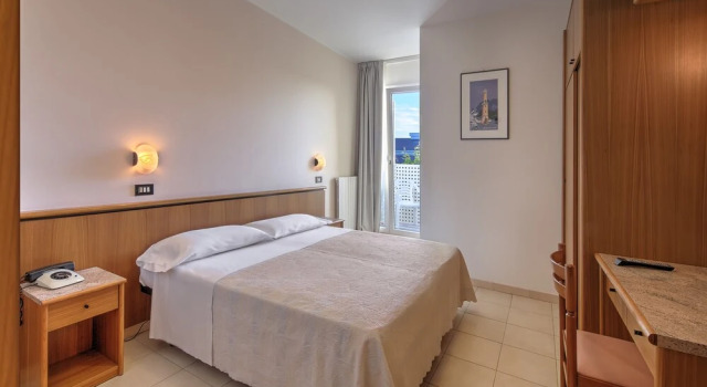 Двухместный номер Standard с балконом Hotel Excelsior