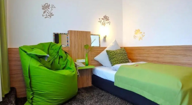Номер Comfort Hotel Scheidberg Bed & Breakfast in Wallerfangen bei Saarlouis