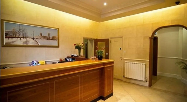 Orchard Hotel