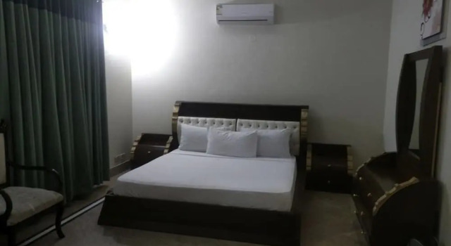 Executive Galaxy Guest House, Reservar Casa de hóspedes F-8 Sector Islamabade, perto de The Centaurus Mall