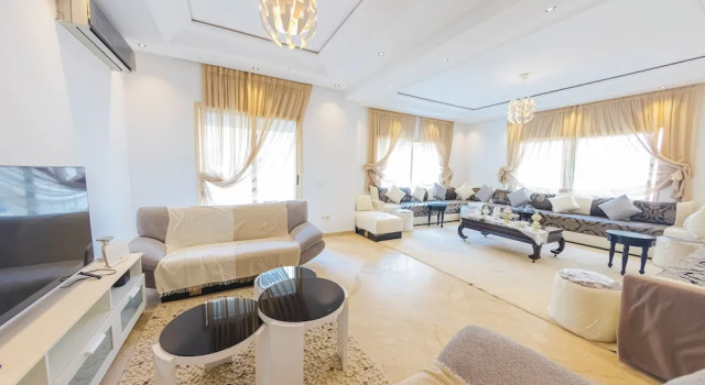 Elegant Apartment in the Heart of Casablanca, Забронировать Апартаменты/квартира Апартаменты Касабланки, рядом с Торговый центр Twin Center, Апартаменты/квартира