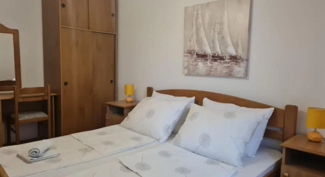 Apartments Kesic, Prenota Appartamento Hotel a Isole Quarnerine con parcheggio, Parcheggio