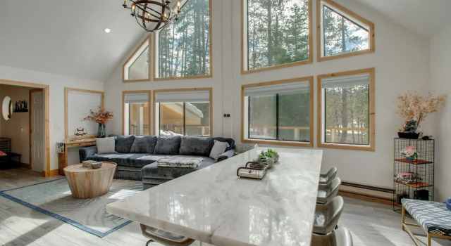 5 Mi to Soda Springs Mtn Resort: Forest-view Gem!, Boek Vakantiehuis Villa's in Kingvale, Villa