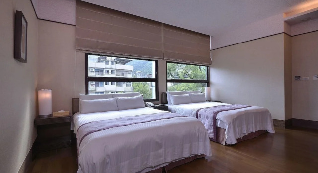 Четырёхместный семейный номер Standard A-SAN Hot-Spring Hotel