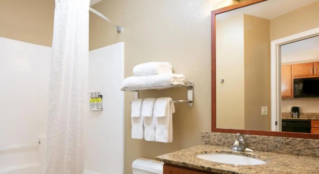 Двухместная студия Candlewood Suites La Crosse by IHG