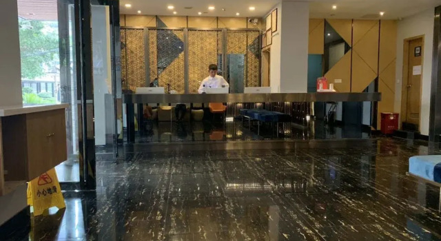 Life Hotel (Ouzhuang Metro Station), Rezervasyon Otel Guangdong otoparklı oteller, Otopark