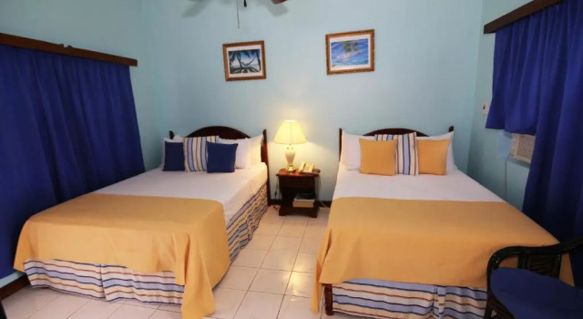 Четырёхместный номер Superior Rayon Hotel