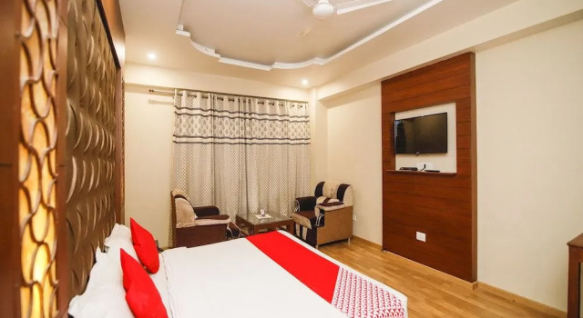 Capital O 27646 Hotel Grand Sm Regency