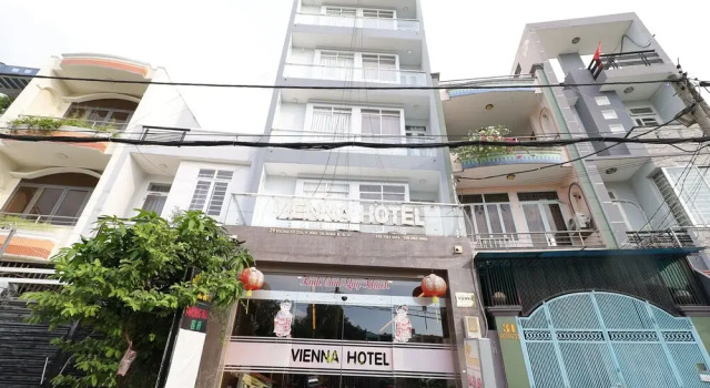 Vienna Hotel, Забронировать Отель Binh Tan District 