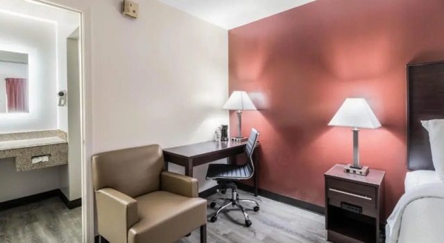 Двухместный номер Superior Red Roof Inn Cadiz