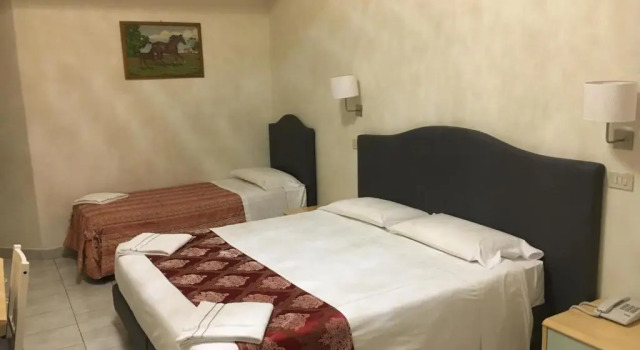 Четырёхместный номер Standard Hotel St. James